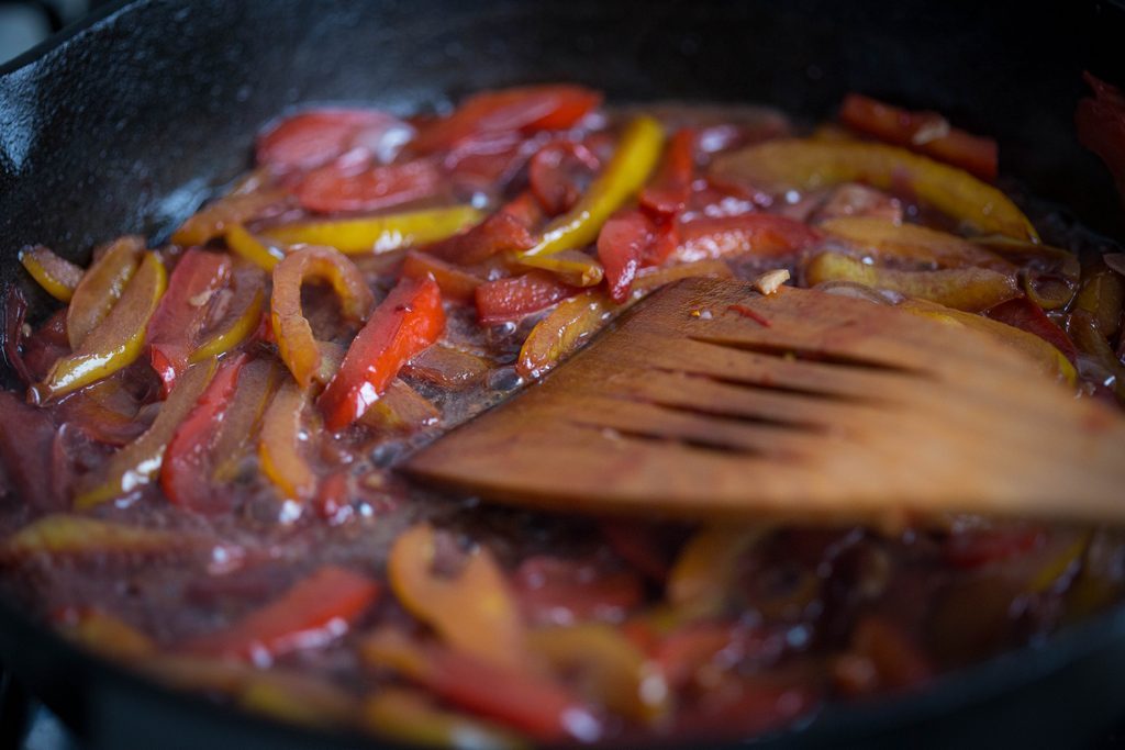 pui cacciatore cu masline pui cacciatore cu masline