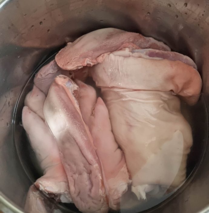 racitura-de-porc-piftie