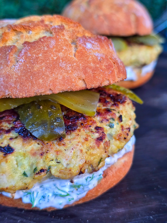 burger de curcan cu ras el hanout și lime – gata în 30 de minute