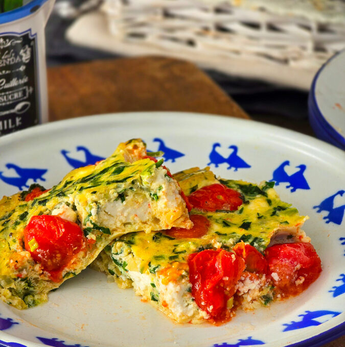 frittata cu leurdă și leuștean – primul lot din acest an